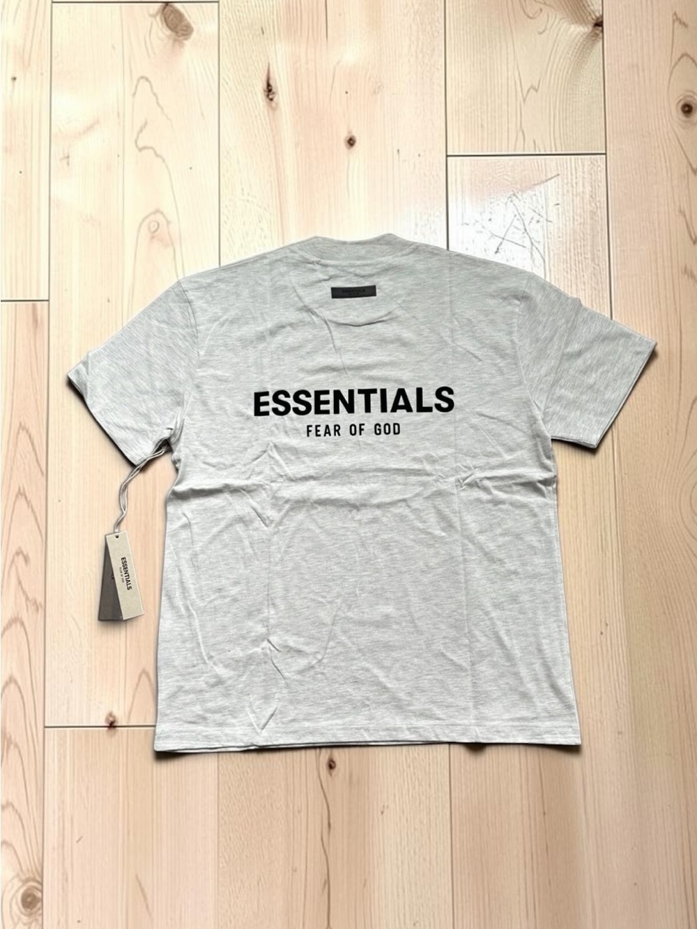 Essentials Fear of God Light Oatmeal T Shirt - Picture 2 of 5